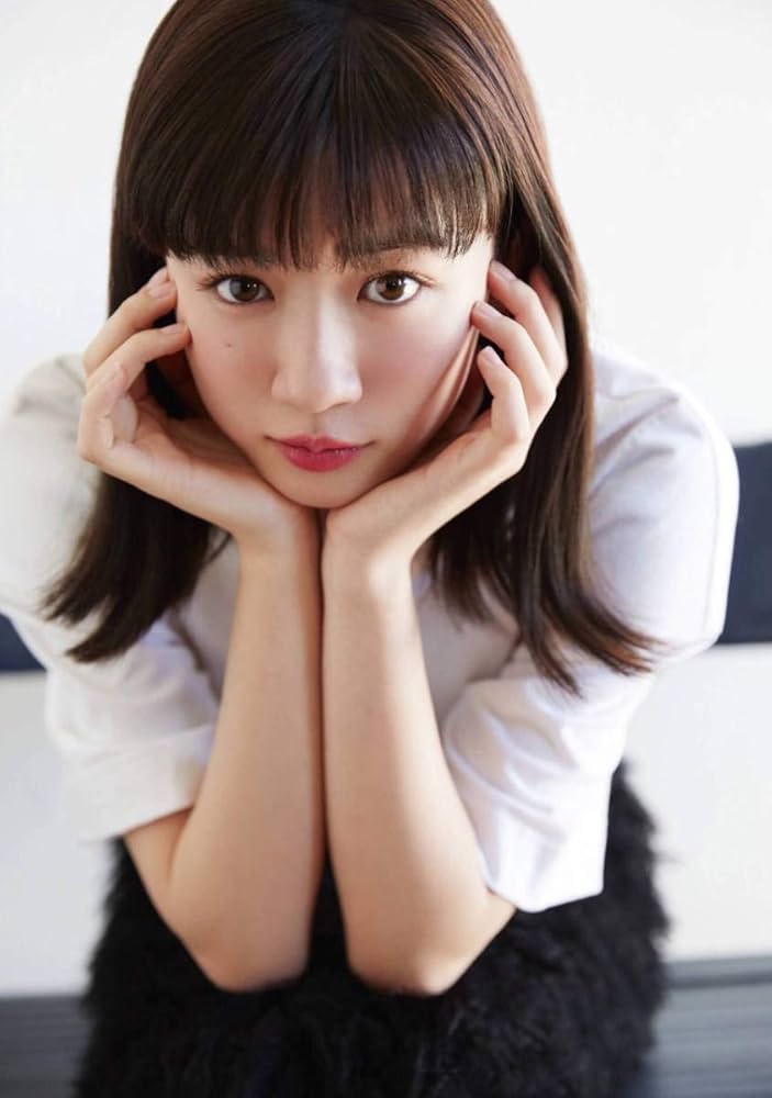 永野芽郁 写真集 まとめ売り 81MJN+2Hh4L.jpg